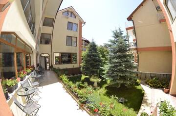 Фотографии Гостевой дом Complex Marinn 1 г. Костинешти (Румыния) №3 Фото Гостевой дом Complex Marinn 1 г. Костинешти 3