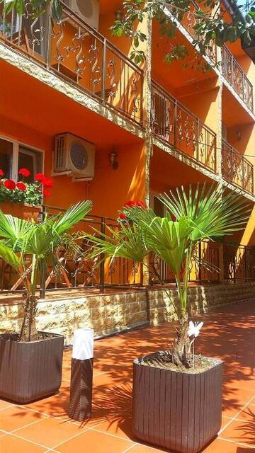 Фотографии Гостевой дом Vila Floarea г. Костинешти (Румыния) №1 Фото Гостевой дом Vila Floarea г. Костинешти 1