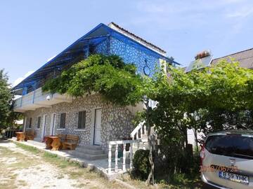 Фото номера Стандартный четырехместный номер Гостевой дом Tourist Paradis Costinesti г. Костинешти 57