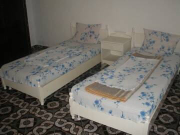 Фото номера Трехместный номер Гостевой дом Vila Dora г. Костинешти 2