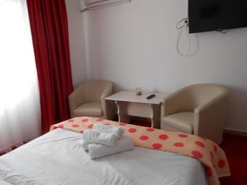 Фото номера Стандартный семейный номер Гостевой дом VILA ANKARA г. Костинешти 9