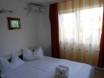 Фото номера Двухместный номер с 1 кроватью Гостевой дом VILA ANKARA г. Костинешти 4