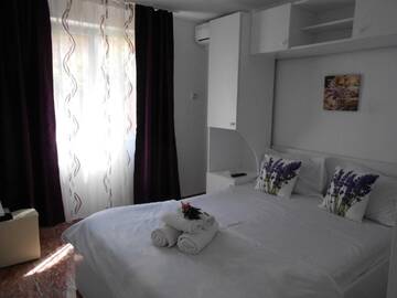 Фото номера Двухместный номер с 1 кроватью Гостевой дом VILA ANKARA г. Костинешти 5