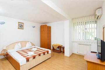 Фото номера Стандартный двухместный номер с 1 кроватью Гостевой дом Vila Casa Blanca г. Костинешти 7