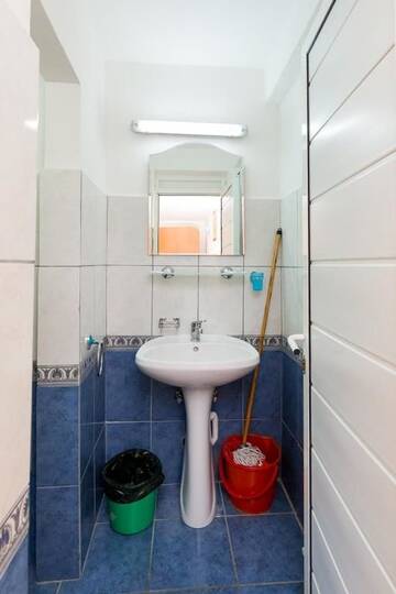 Фото номера Стандартный двухместный номер с 1 кроватью Гостевой дом Vila Casa Blanca г. Костинешти 33